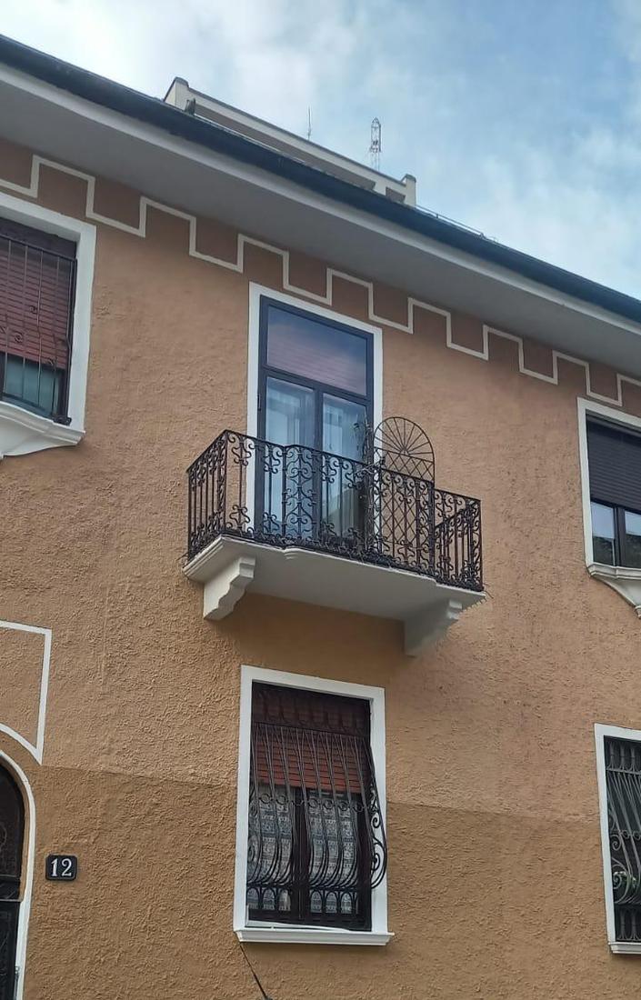 Cantiere Tinteggiatura facciata di una palazzina, foto 5